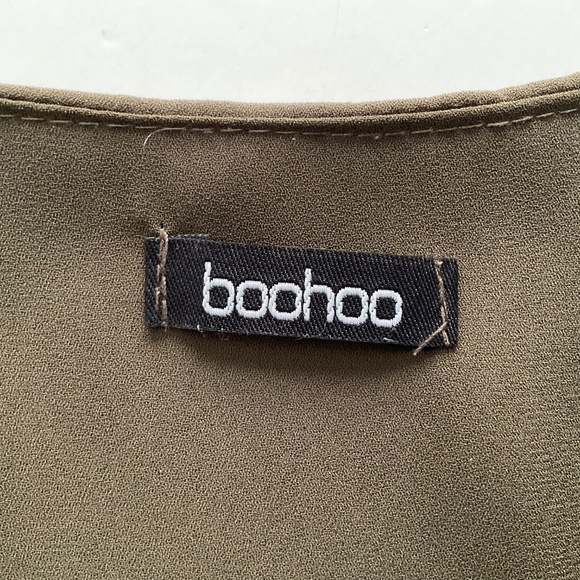 Boohoo Womens Blouse Top Sz 10 Olive Green Boho Flowy Capsule Contemporary Chic - Picture 3 of 9